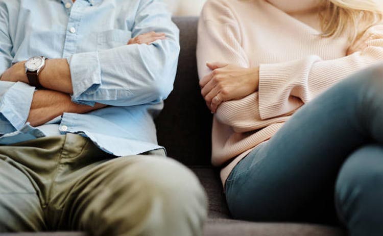 How to Break Yourself Free from a Financially Abusive Spouse
